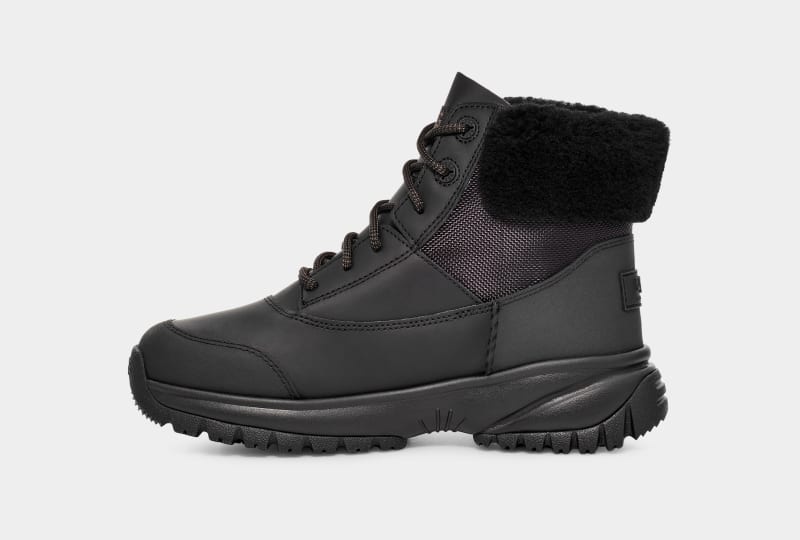 Black Ugg Yose Fluff V2 Women's Winter Boots | South Africa-4123586