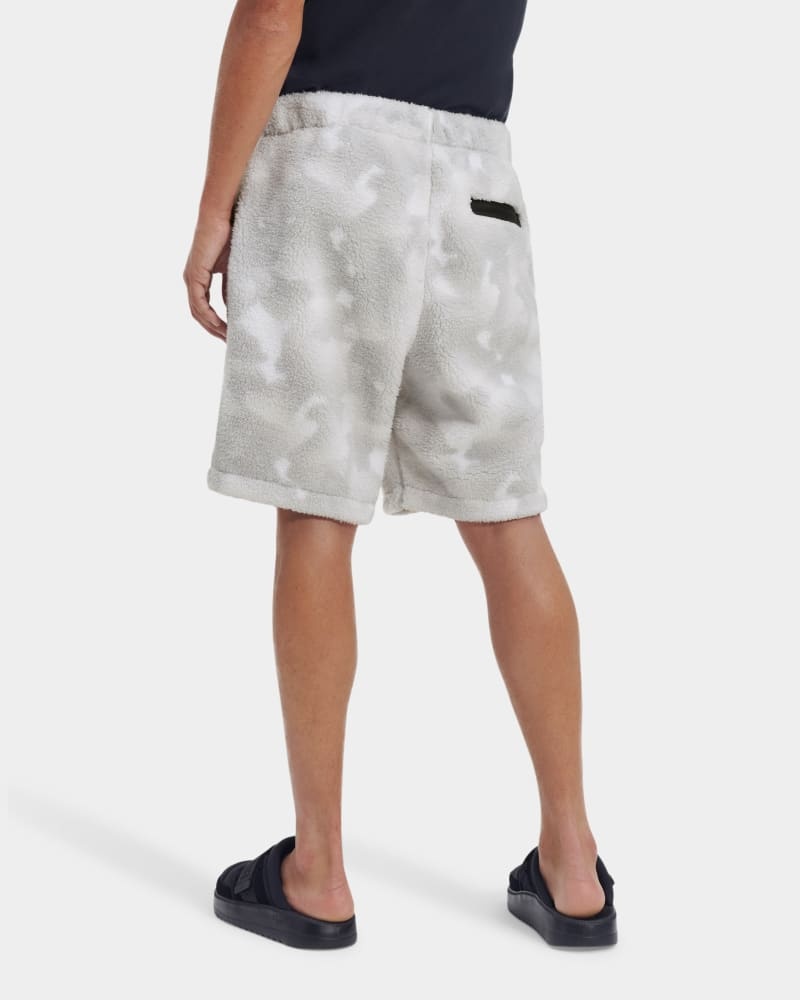 White Camo Ugg Eckard Sherpa Men's Shorts | South Africa-1403962