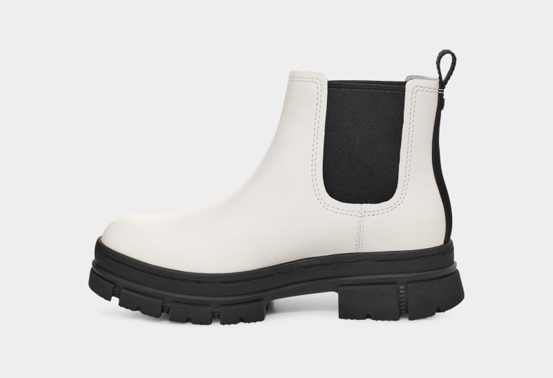 White Ugg Ashton Women's Chelsea Boots | South Africa-7632541